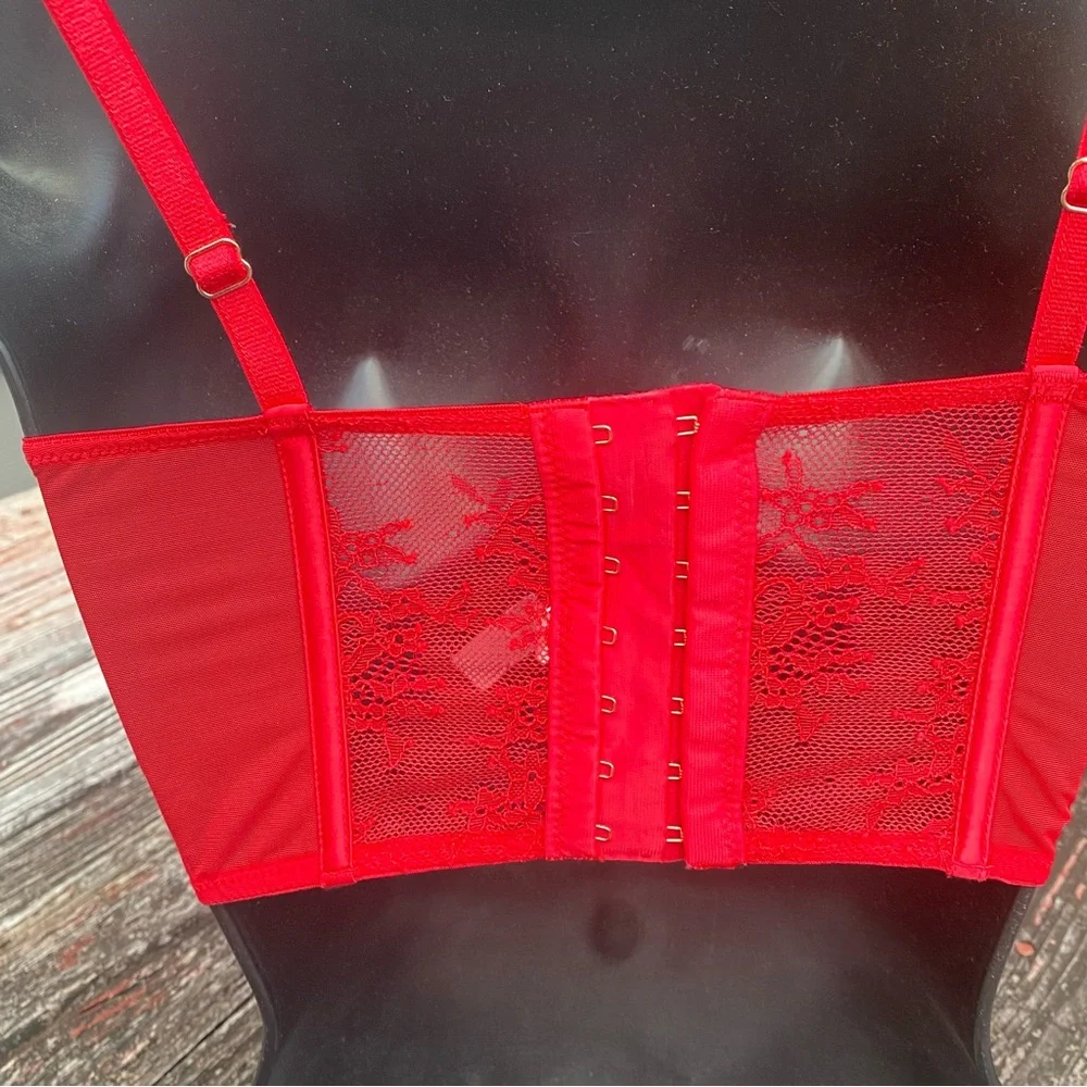 Victoria‎ Secret Dream Angels Elegant Red Lace Bralette Size XS